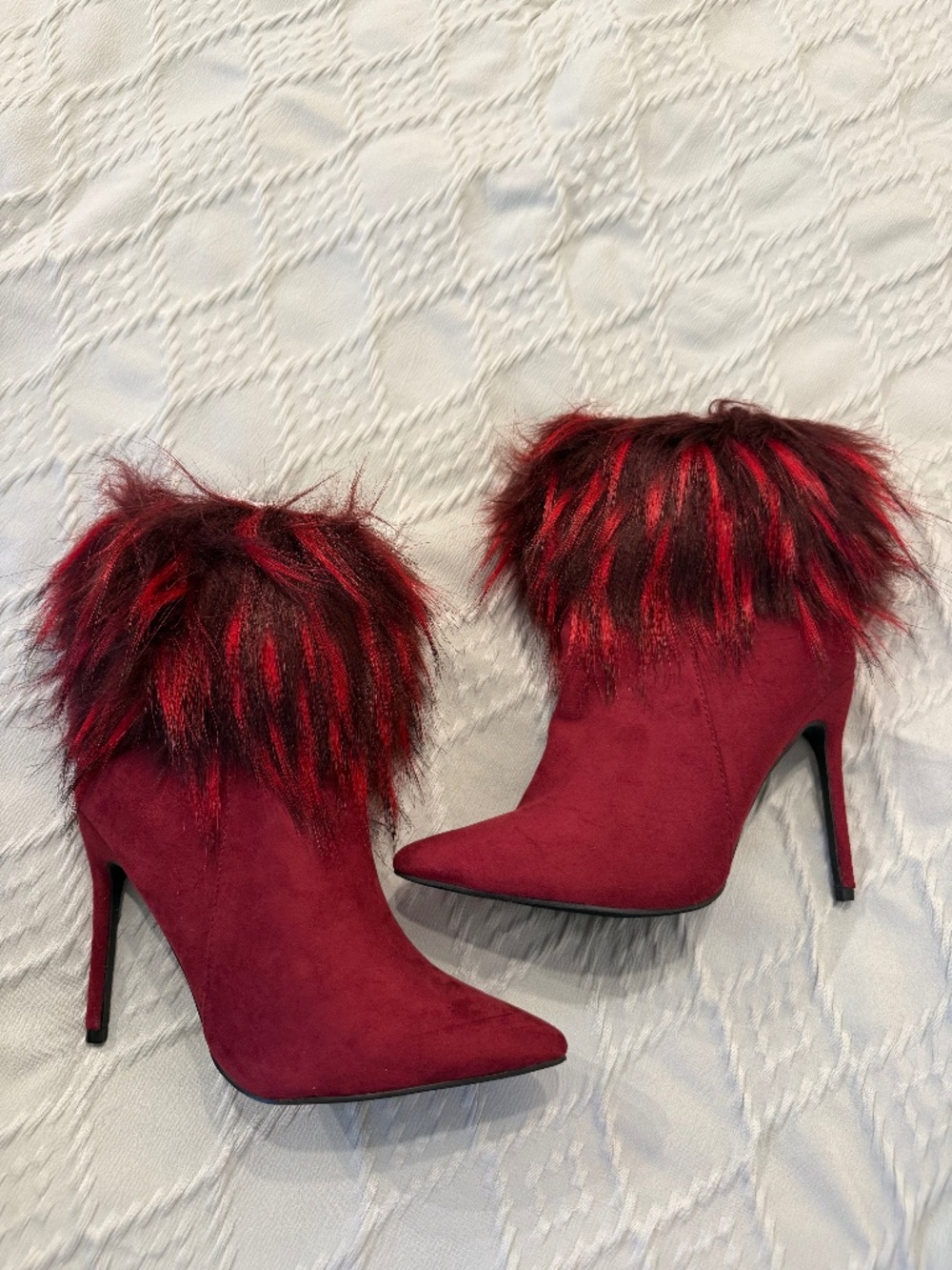 Asia Wine feather boots